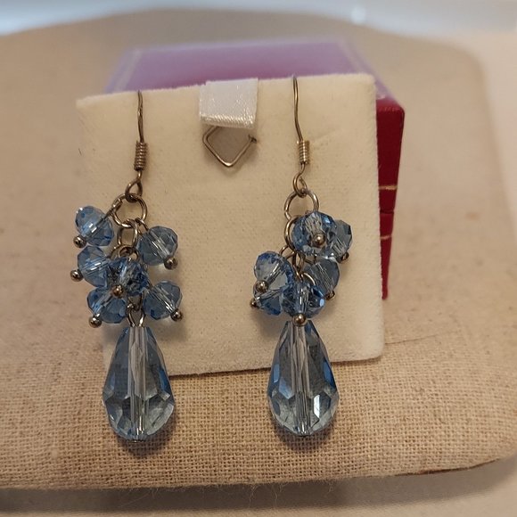 Sterling blue cut crystal drop earrings - Picture 5 of 5